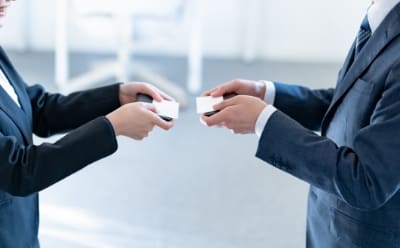 本社周辺で全体研修