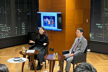 Dialogue between an external expert and President Hisahide Okuda